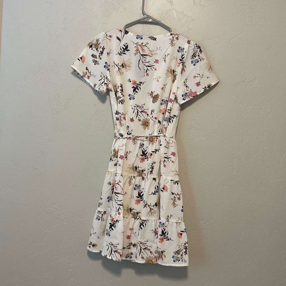 BNWT! ✨ A&F Wrap Dress - Picture 4 of 4